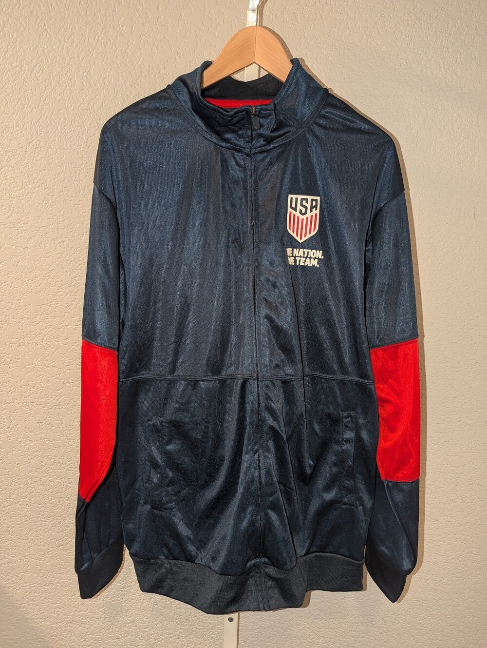 Official USSF U.S. Soccer Track Jacket - Navy Blue & Red - Size XL